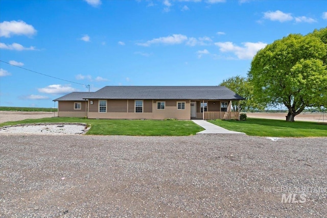 11716 S Emerald Rd, Nampa, ID 83686 - ranch-style home featuring a front lawn and a porch