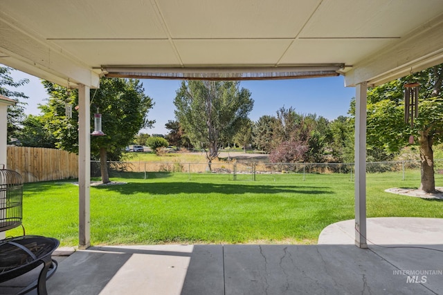 view of yard with a patio