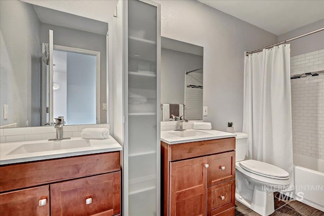 2942 E Eastgate Dr, Boise, ID 83716 - bathroom with vanity, shower / tub combo with curtain, and toilet