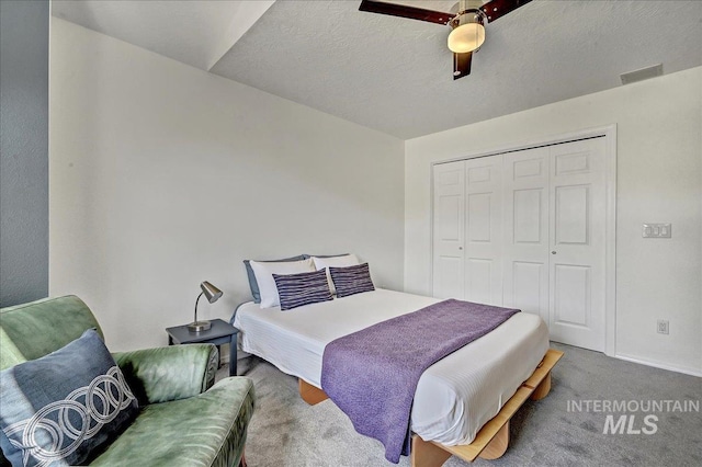 2942 E Eastgate Dr, Boise, ID 83716 - bedroom featuring carpet, a closet, ceiling fan, and a textured ceiling