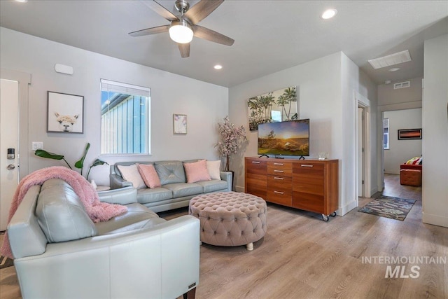 837 Trout Creek Way, Kimberly, ID 83314 - living room with light wood finished floors, a ceiling fan, and recessed lighting