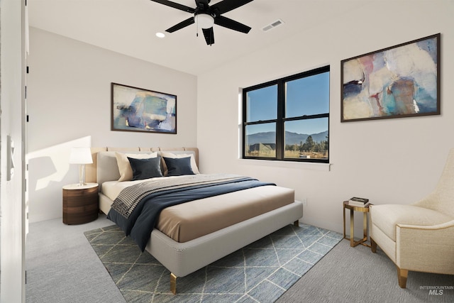 bedroom with baseboards, visible vents, carpet floors, recessed lighting, and ceiling fan