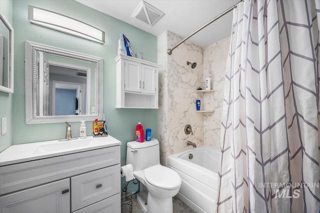 408 Tanoak Cir, Nampa, ID 83686 - bathroom featuring shower / tub combo, toilet, vanity, and visible vents