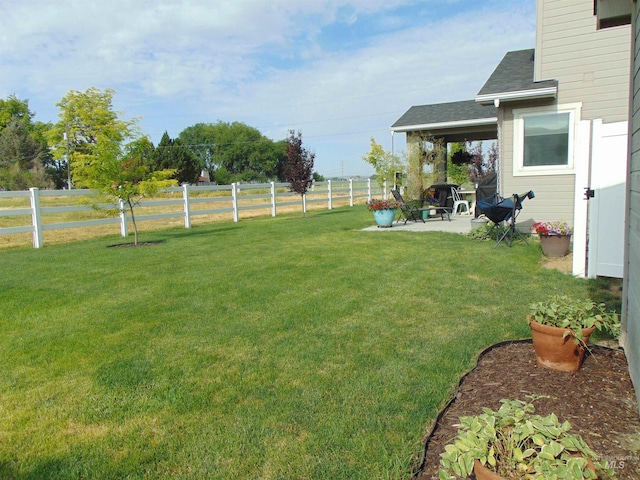 983 S St, Vale, OR 97918 - fenced backyard with a patio