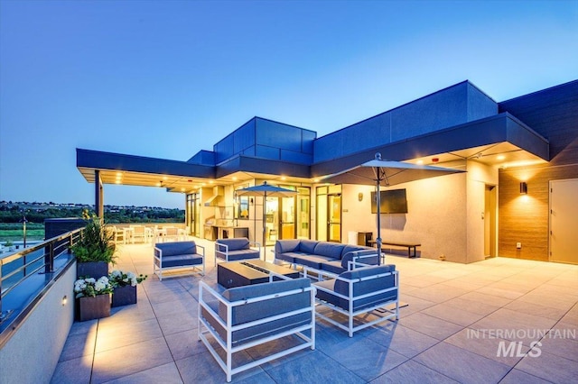 view of patio featuring an outdoor hangout area