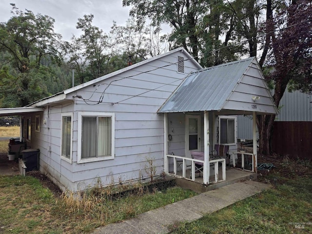 view of front of home