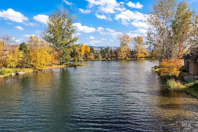 724 E Lakebrook Ln, Eagle, ID 83616 - water view