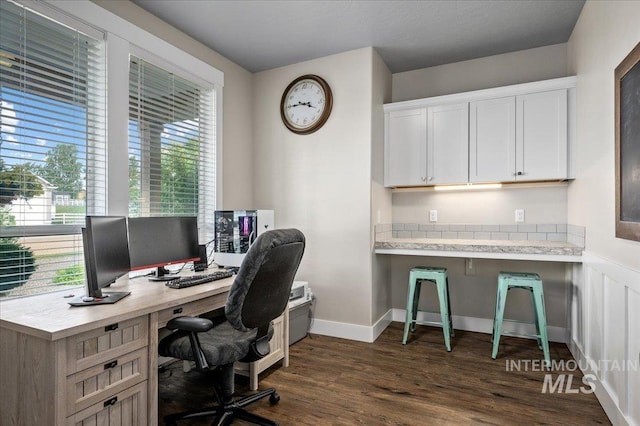 27985 Gray Sage Rd, Caldwell, ID 83607 - home office featuring dark wood-style floors and baseboards