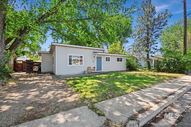 1325 E 5th N, Mountain Home, ID 83647 - view of front facade