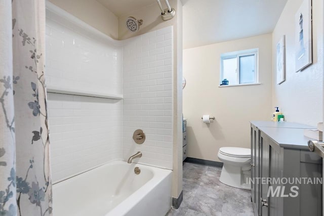 1015 E Park, Weiser, ID 83672 - full bath with vanity and shower / tub combo