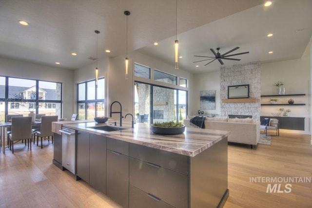 473 Joy Ave, Middleton, ID 83644 - kitchen featuring plenty of natural light, stainless steel dishwasher, modern cabinets, and a sink