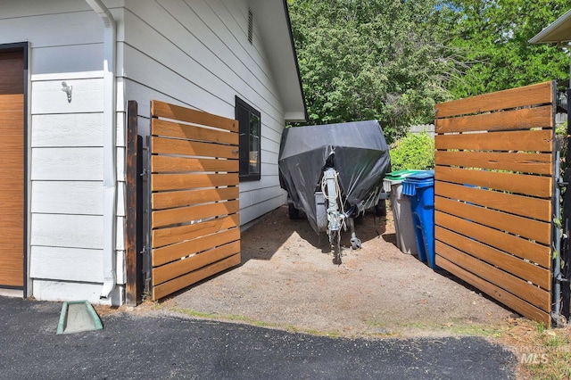 713 E Harcourt Rd, Boise, ID 83702 - view of side of property