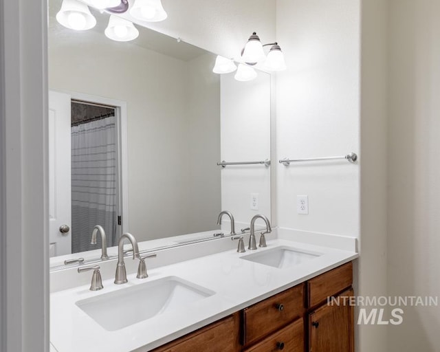 1027 Larkspur, Moscow, ID 83843 - bathroom with double vanity
