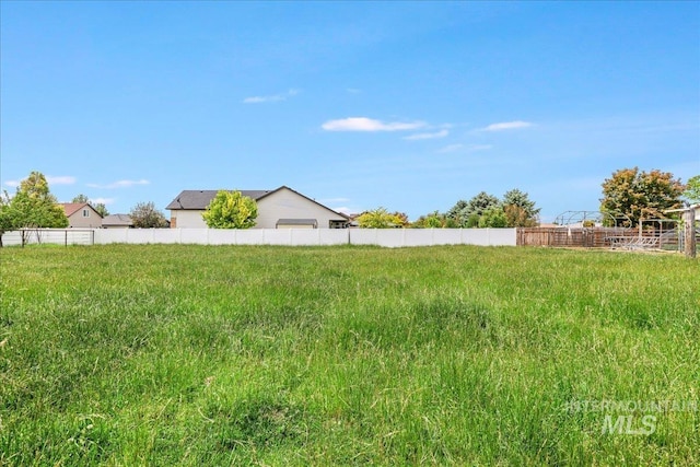 1011 Filer Ave W, Twin Falls, ID 83301 - view of yard