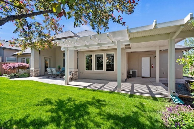 6964 N Moon Drummer Way, Meridian, ID 83646 - rear view of property featuring a pergola, a patio, a lawn, and stucco siding