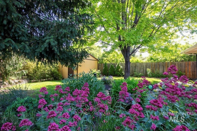 424 N Mobley Dr, Boise, ID 83712 - view of fenced backyard