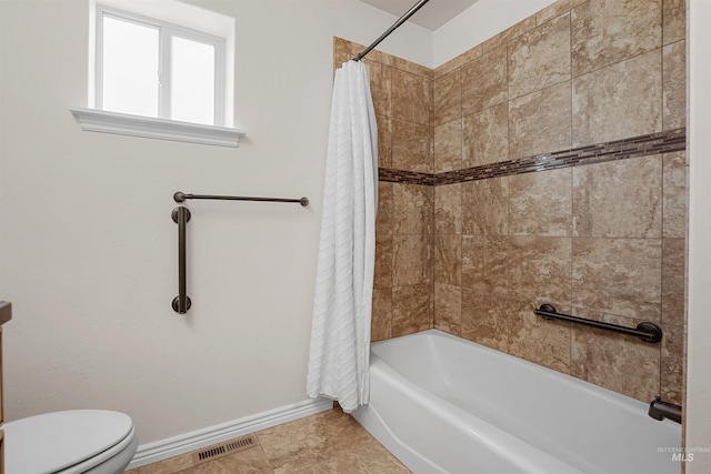 1041 Lupine Ln, Kimberly, ID 83341 - full bathroom featuring baseboards and shower / tub combo with curtain