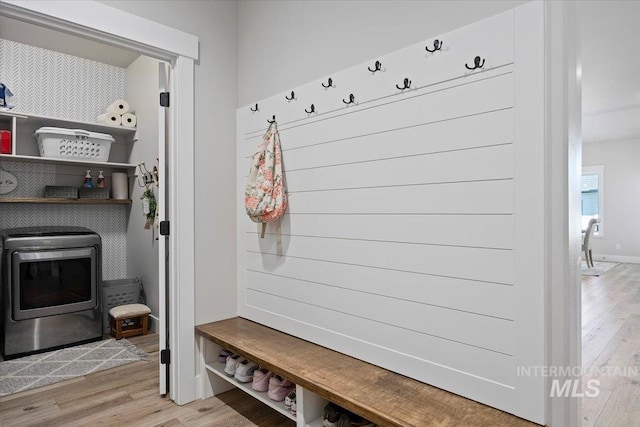942 Paintbrush, Kimberly, ID 83341 - mudroom featuring light wood finished floors