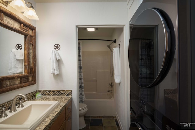 2639 Ridge Ln, Sun Valley, ID 83353 - bathroom featuring vanity and shower / bath combination with curtain