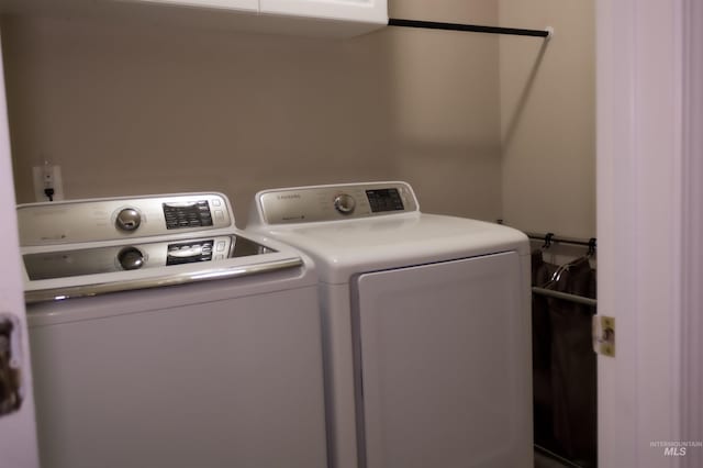 laundry area featuring washer and dryer