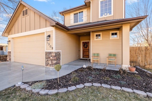 view of front of property featuring a garage