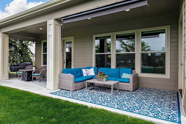 6859 N Topaz Jewel Pl, Meridian, ID 83646 - view of patio / terrace with an outdoor hangout area