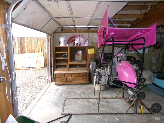 1835 Lincoln St, Mountain Home, ID 83647 - storage room with a garage