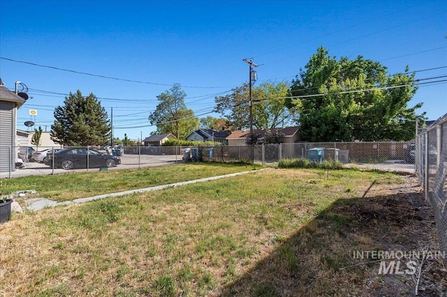 816 Denver St, Caldwell, ID 83605 - view of yard