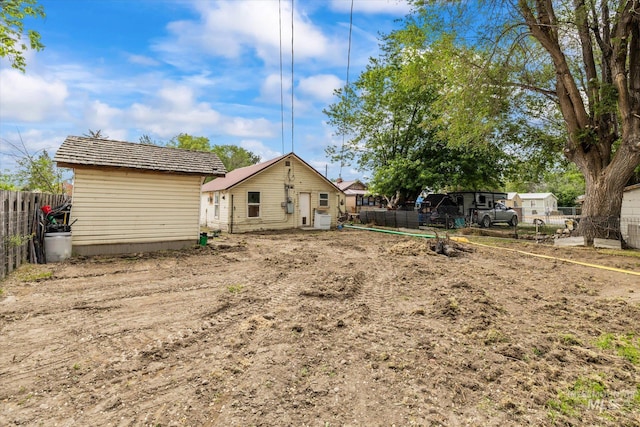 328 W Owyhee Ave, Homedale, ID 83628 - rear view of property with a fenced backyard