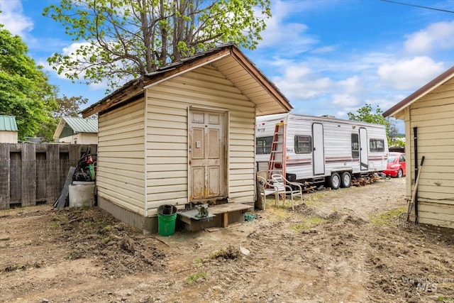 328 W Owyhee Ave, Homedale, ID 83628 - view of shed with fence