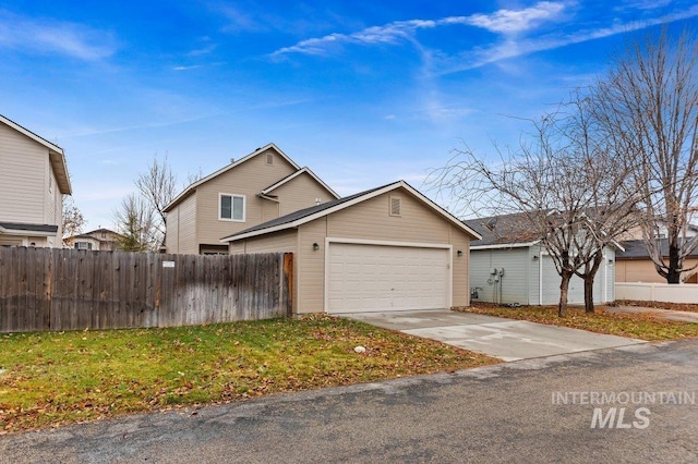 178 W Lava Falls Dr, Meridian, ID 83646 - traditional-style house featuring an attached garage and concrete driveway