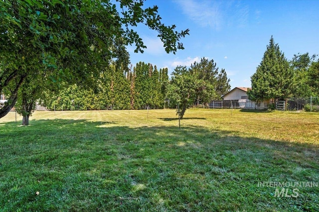 Listing photo 2 for 4717 W Holmes, Boise ID 83706