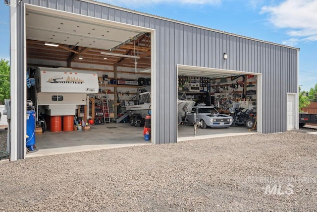 view of detached garage