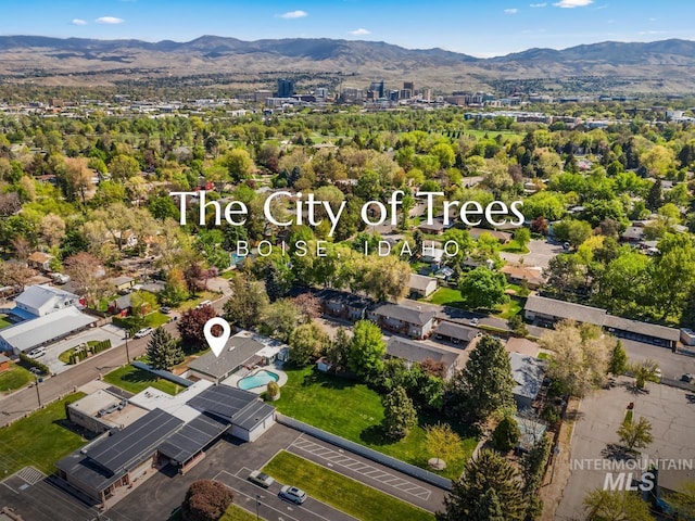 bird's eye view with a mountain view