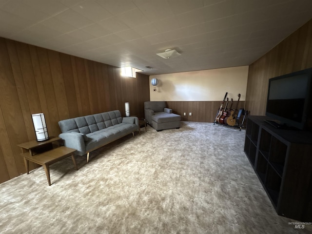 600 N 9th E, Mountain Home, ID 83647 - carpeted living room with wood walls