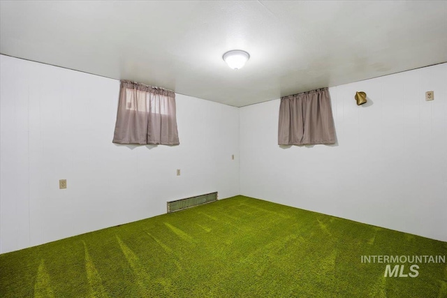 371 Dubois, Twin Falls, ID 83301 - empty room with visible vents and carpet flooring