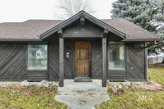 view of property entrance