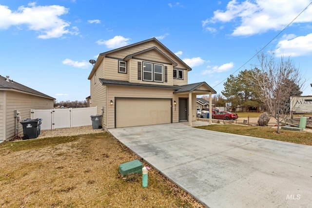 view of front facade featuring a front lawn and a garage