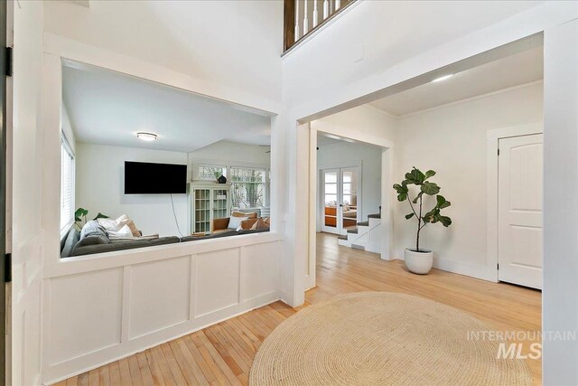 609 10th Ave S, Nampa, ID 83651 - entrance foyer with wood finished floors and stairs