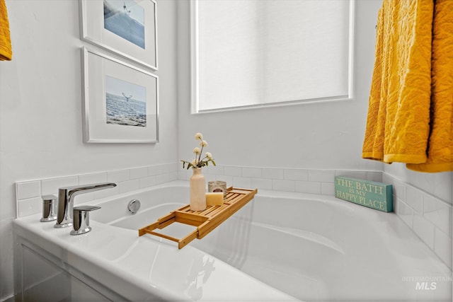 4875 N Glenrock Ave, Meridian, ID 83646 - full bath featuring a bath