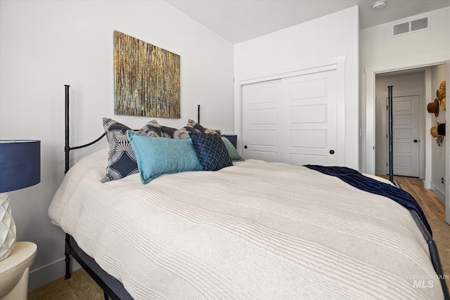 4875 N Glenrock Ave, Meridian, ID 83646 - bedroom with baseboards, visible vents, and a closet