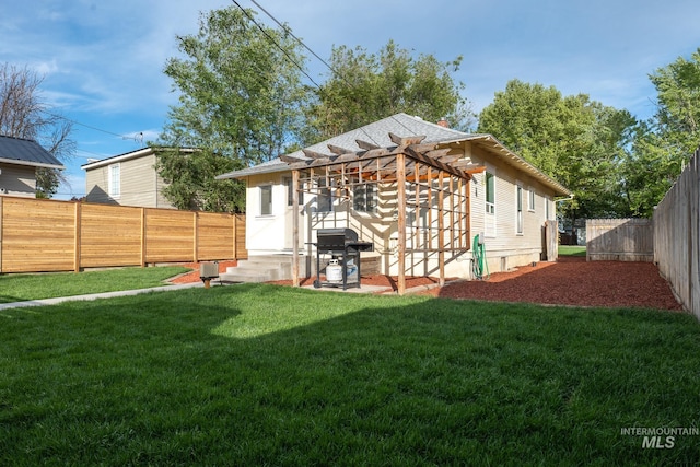 707 9th Ave S, Nampa, ID 83651 - back of house featuring entry steps and a pergola