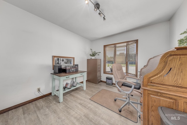 300 N 10th St, Payette, ID 83661 - office area featuring light wood-style floors and rail lighting