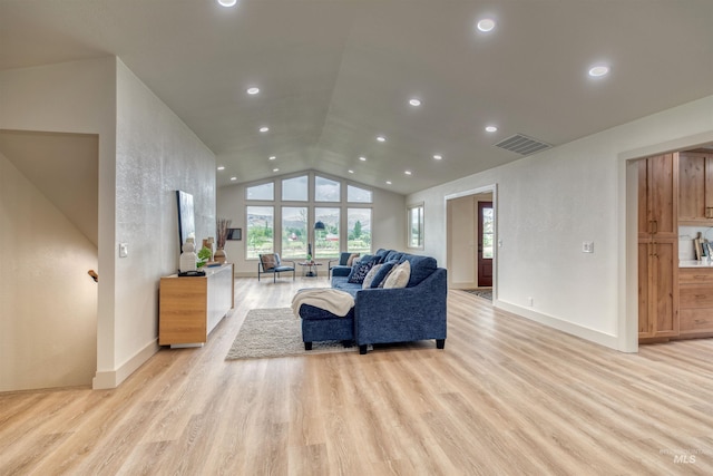 3131 Fuller Rd, Emmett, ID 83617 - living room with light wood-style floors, vaulted ceiling, baseboards, and recessed lighting