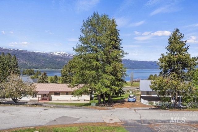 114 Par Dr, Cascade, ID 83611 - view of mountain backdrop with a nearby body of water