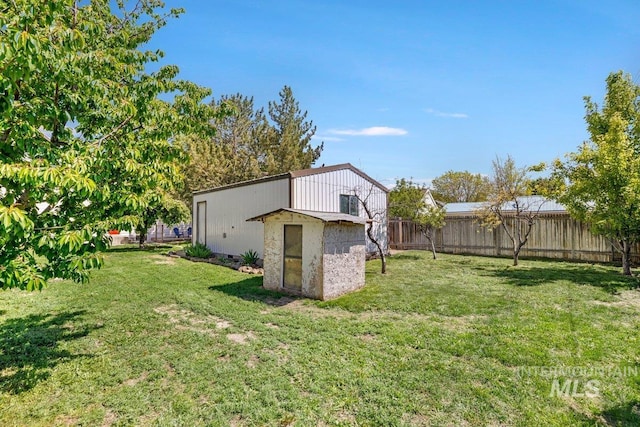 712 Yakima Ave, Filer, ID 83328 - view of yard