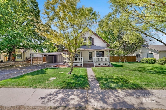 712 Yakima Ave, Filer, ID 83328 - view of front facade featuring covered porch and driveway