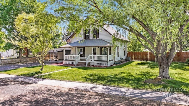 712 Yakima Ave, Filer, ID 83328 - view of front of house with a porch
