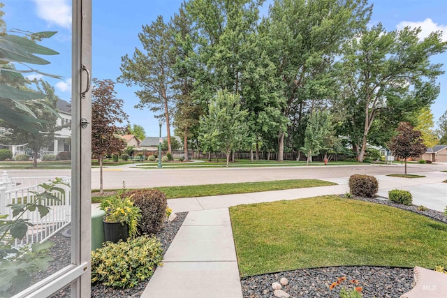 733 W Cowman St, Eagle, ID 83616 - view of grassy yard