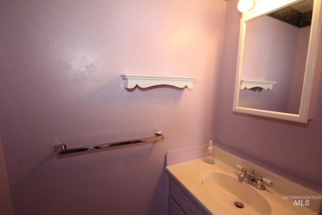 7644 W Cambridge Dr, Boise, ID 83704 - bathroom featuring vanity
